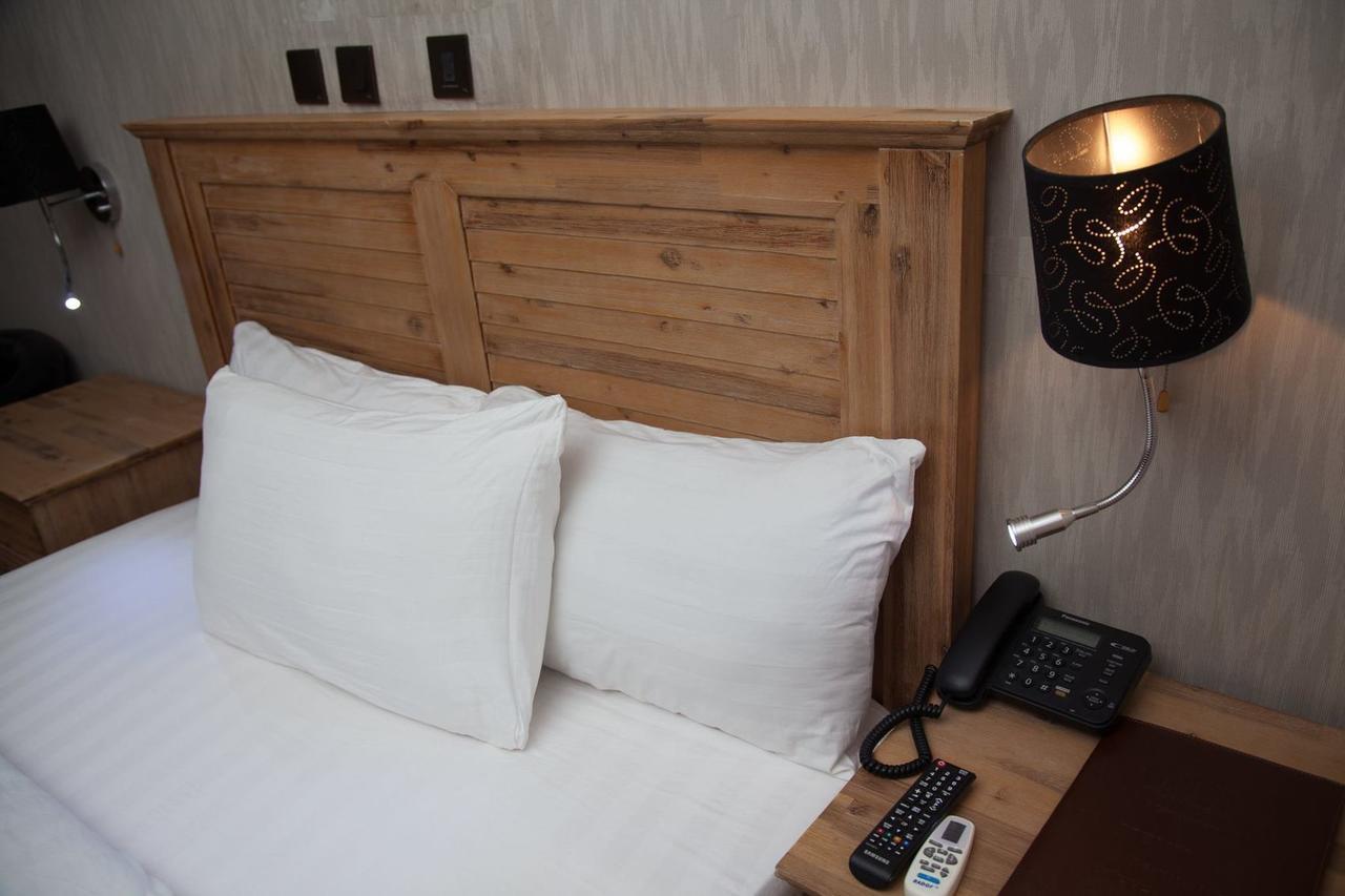 Villa Toscana Hotel And Suits Lagos Exteriör bild